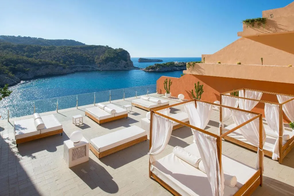 General view, Hotel Galeon, Ibiza