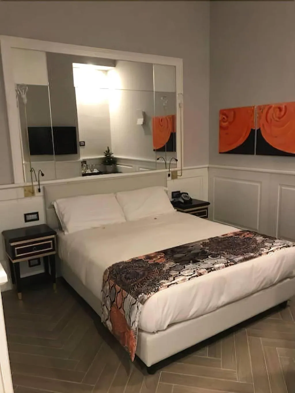 Room, Relais Piazza Vittoria, Naples