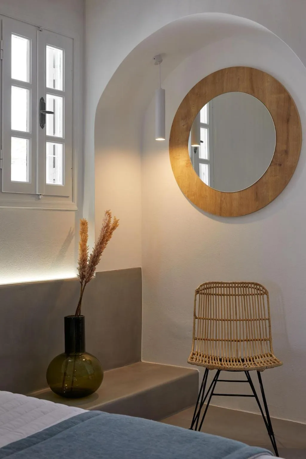 Room, Symmetry Suites, Santorini