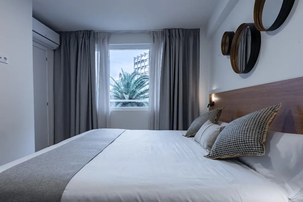 APARTMENT ONE BEDROOM Room, Smartr Valencia Turia, Valencia