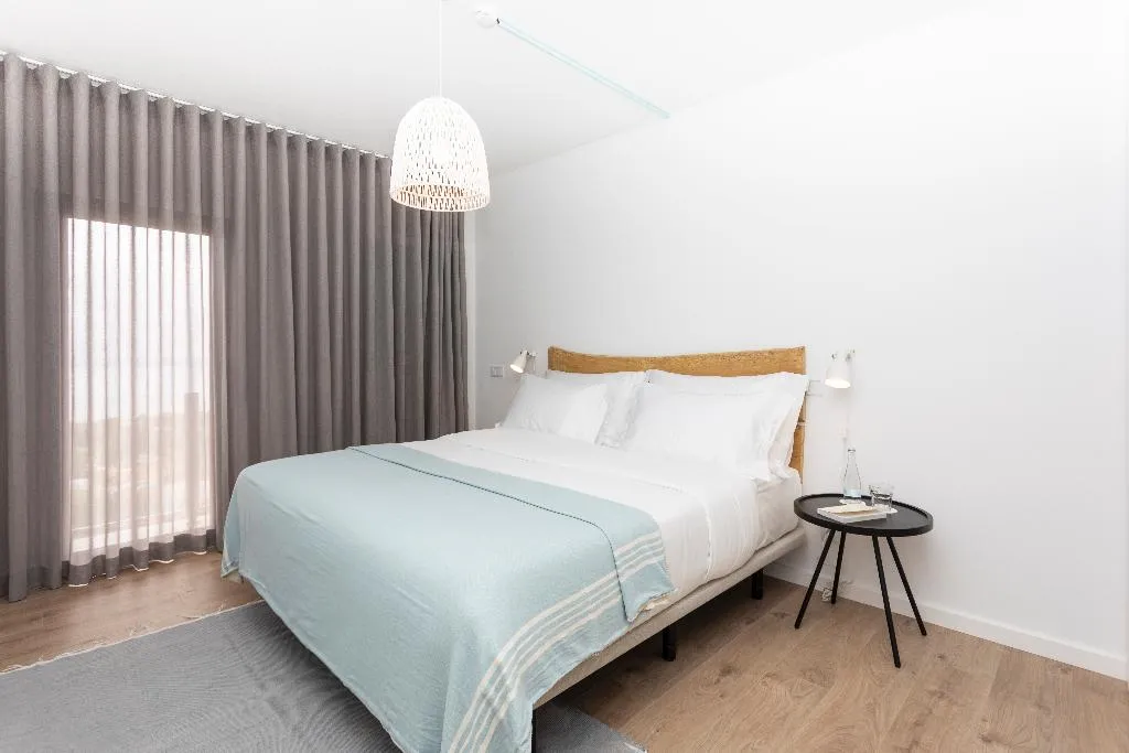 APARTMENT SUPERIOR THREE BEDROOMS Room, You and the sea, Lisbon