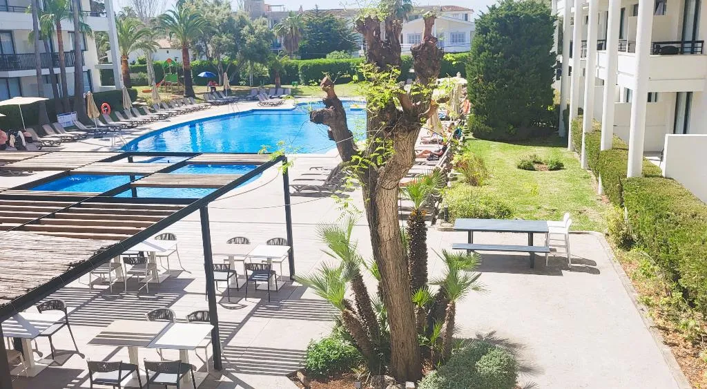 Double or Twin SUPERIOR POOL VIEW Room, Hotel Eu Bahia Pollensa, Majorca