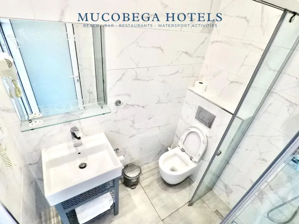 TRIPLE STANDARD Room, Hotel Mucobega, Southern Albania