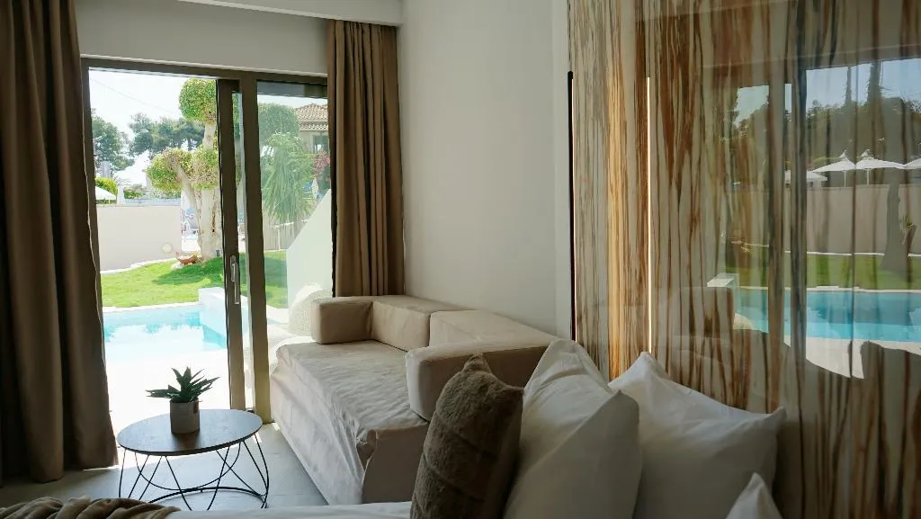 JUNIOR SUITE WITH PRIVATE POOL Room, Diana Palace Hotel Zakynthos, Zante