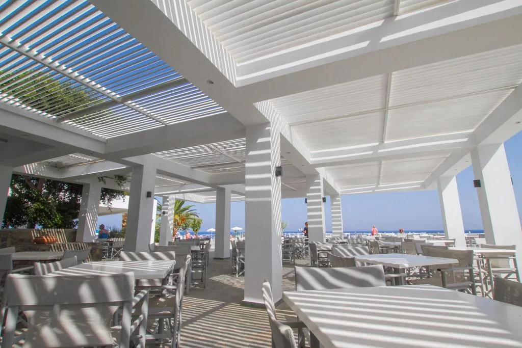 Bar, Peninsula Resort & Spa, Crete