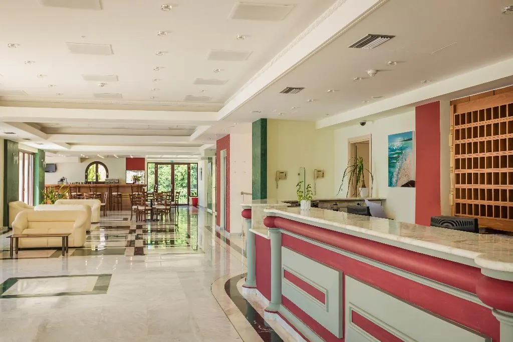Lobby, Kefalonia Bay Palace by GHH, Kefallinia