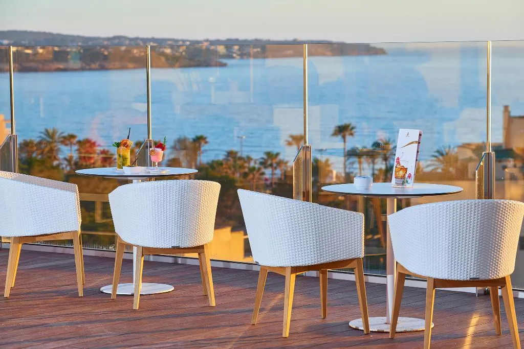 Terrace, Hipotels Playa de Palma Palace, Majorca