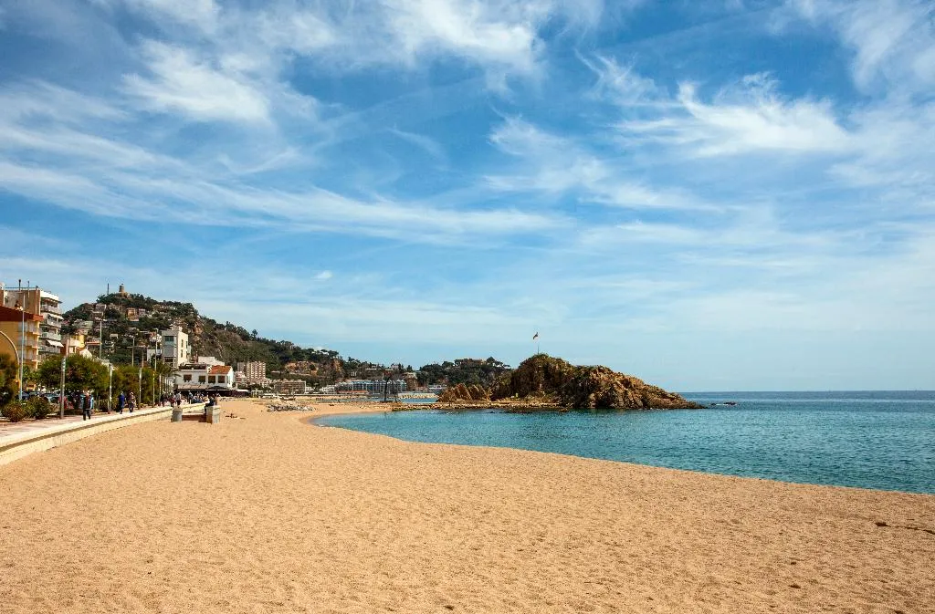 Beach, Hotel Blanes Horitzó by Pierre & Vacances, Costa Brava