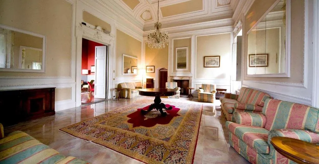 Lobby, Villa Pitiana, Florence