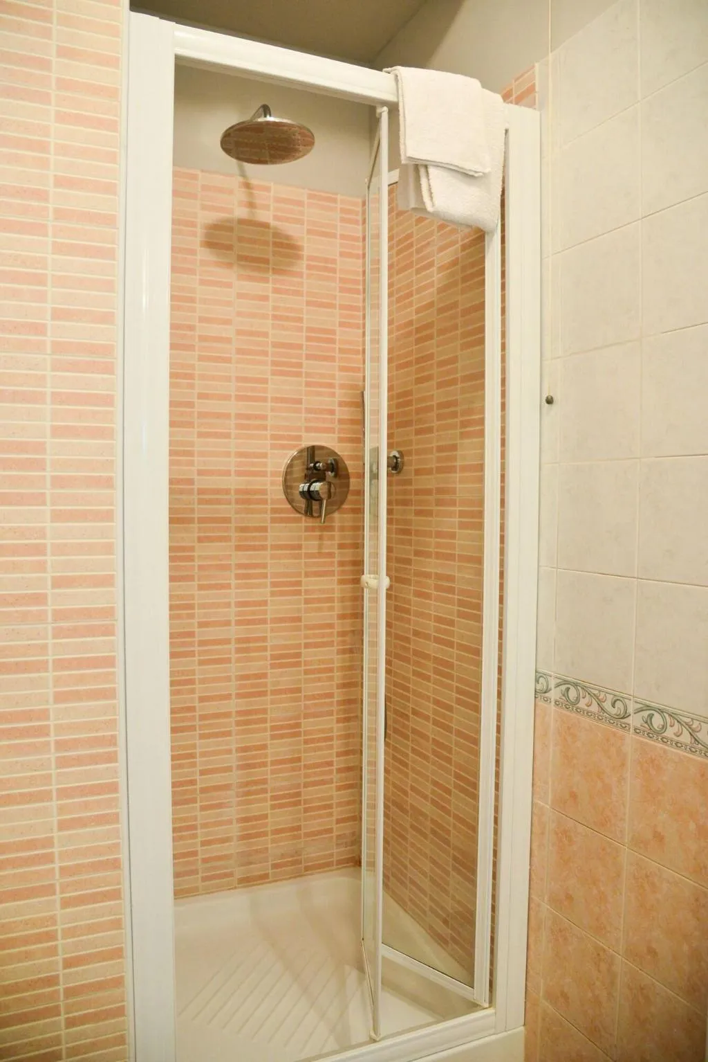 Room, Domingo, Venice
