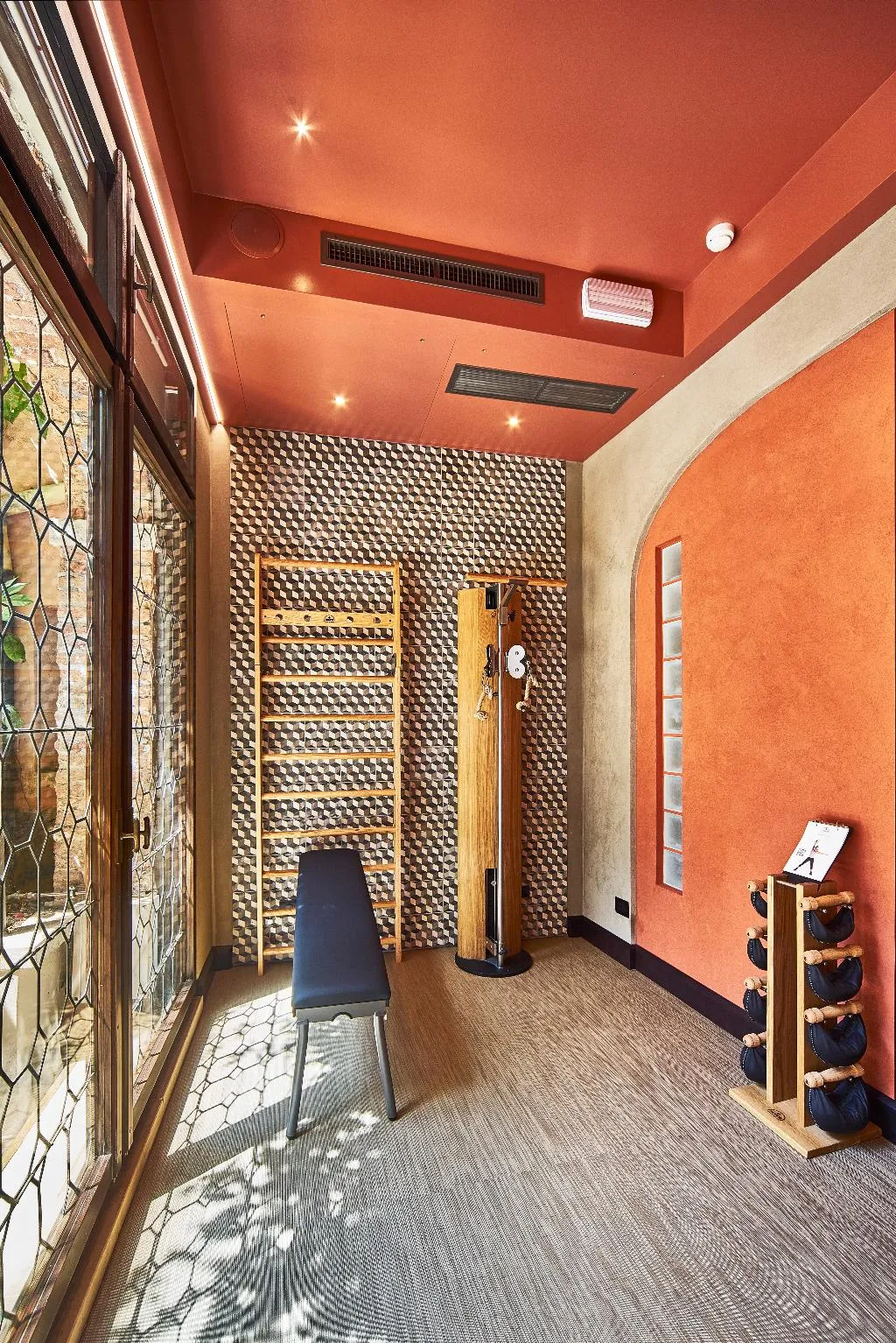 Sports and Entertainment, Saturnia & International, Venice