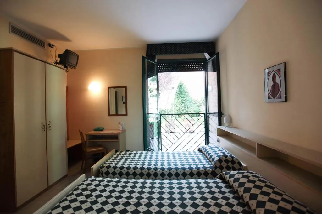 SINGLE STANDARD Room, Kaire, Rome