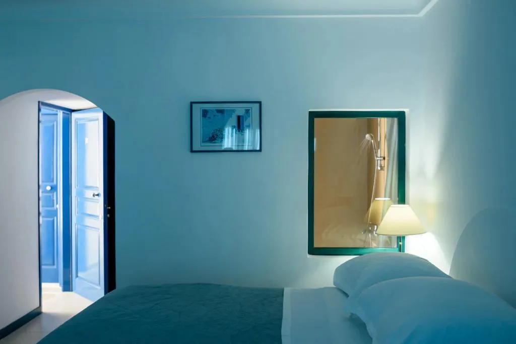TRIPLE PROMO Room, Veggera Hotel, Santorini