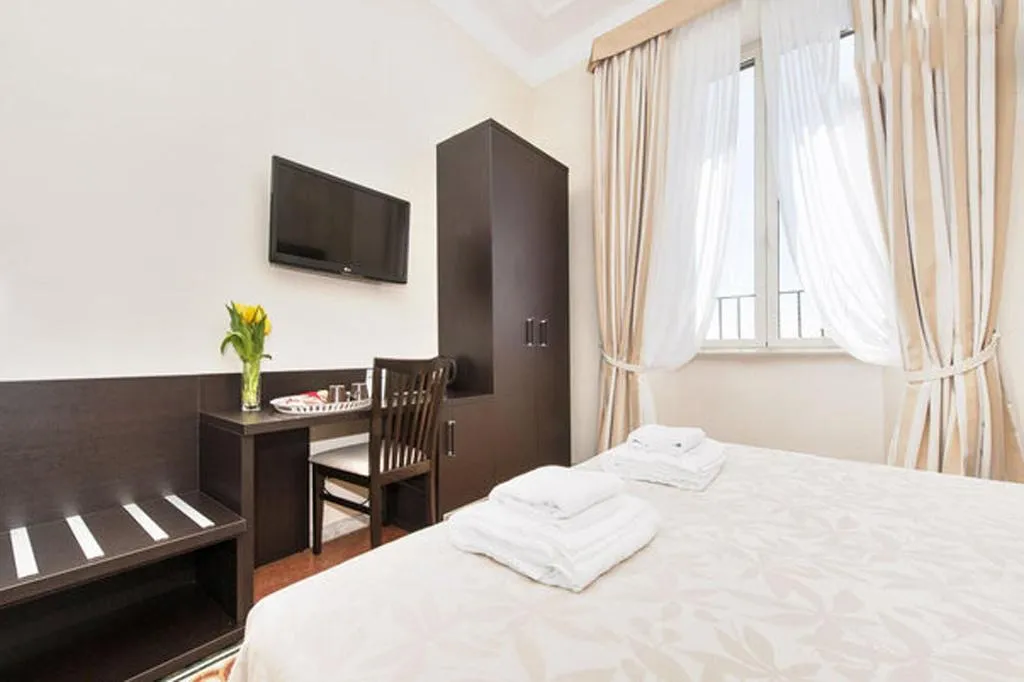 Room, Laterani Suite, Naples