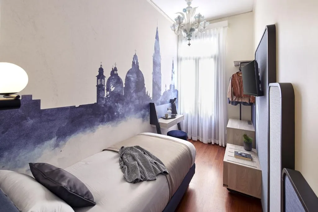 SINGLE CLASSIC Room, UNA HOTELS Ala Venezia - Adults +16, Venice