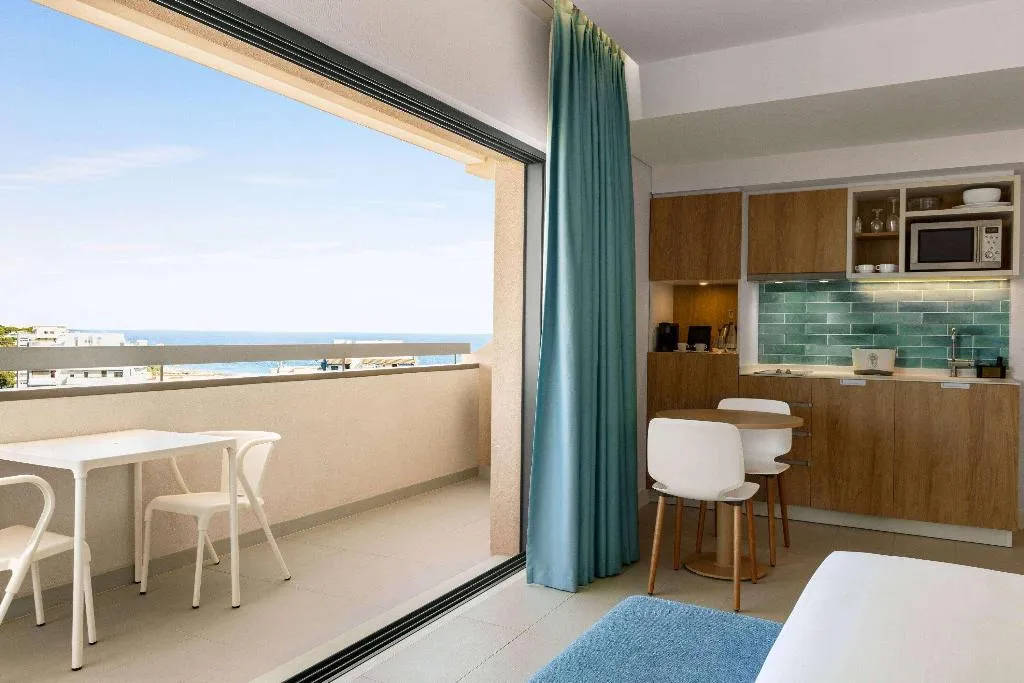 Room, Wyndham Residences Alvor Beach, Algarve