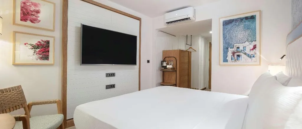 JUNIOR SUITE EXECUTIVE Room, DoubleTree by Hilton Bodrum Marina Vista, Bodrum