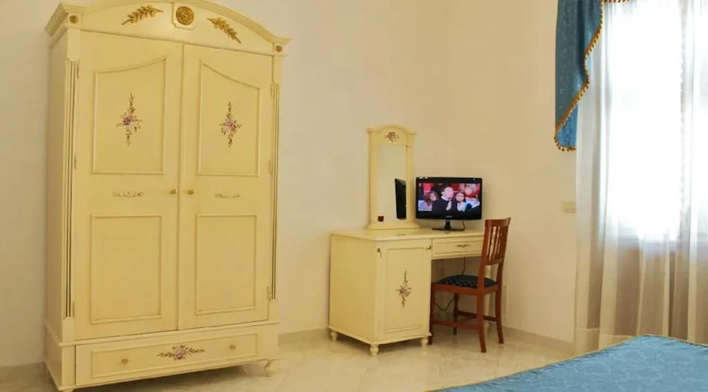 Room, Araba Fenice Hotel, Palermo