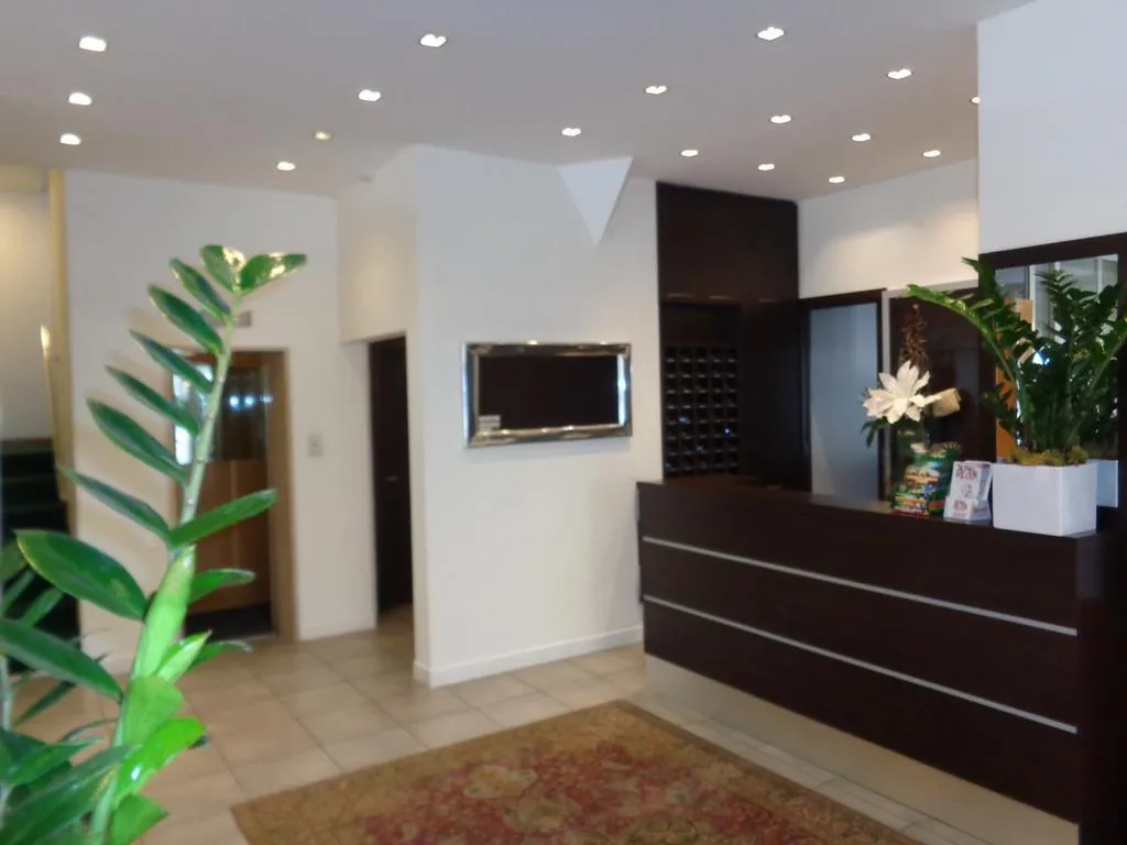 Lobby, Emperador, Venice