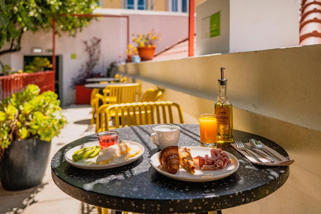 Restaurant, Casa do Bairro by Shiadu, Lisbon