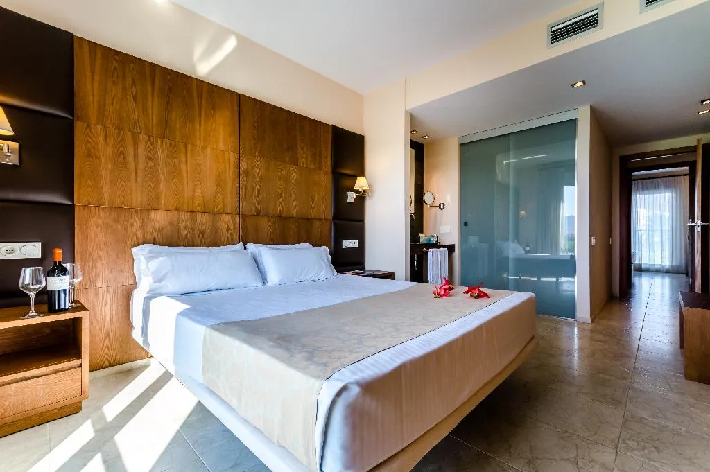 APARTMENT CAPACITY 3 TWO BEDROOMS Room, El Plantio Golf Resort, Costa Blanca