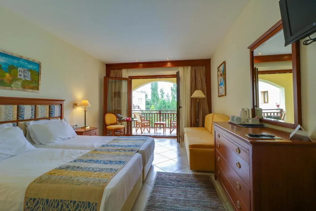 Double or Twin POOL VIEW Room, Aegean Melathron Thalasso Spa, Halkidiki