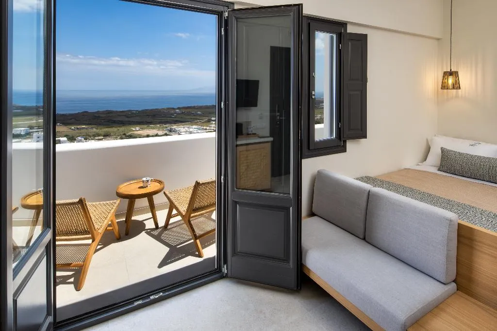 JUNIOR SUITE WITH JACUZZI Room, Venus Sunrise Suites & Villas, Santorini