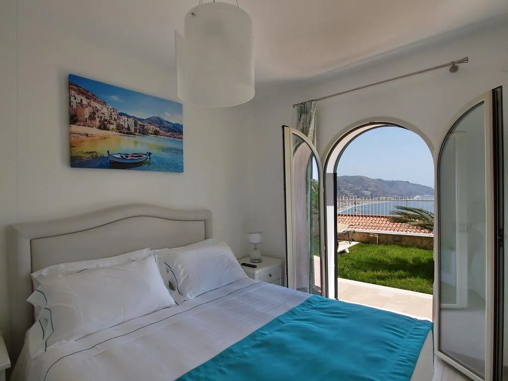 APARTMENT CAPACITY 5 Room, Le Villette, Taormina