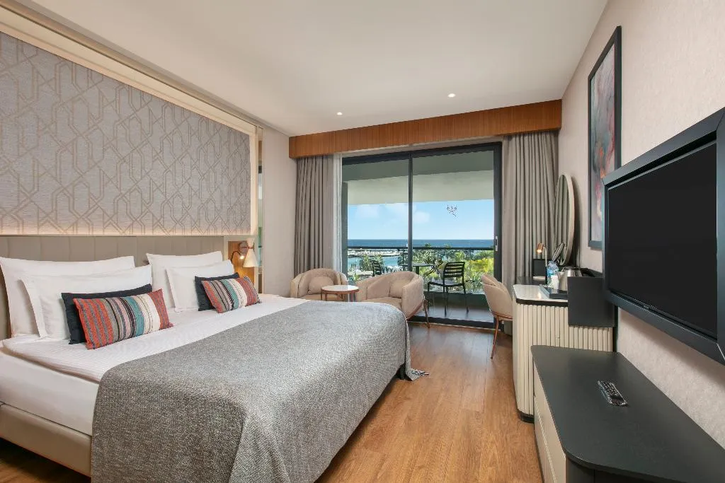 FAMILY ROOM SEA VIEW Room, Mylome Luxury Hotel & Resort, Antalya