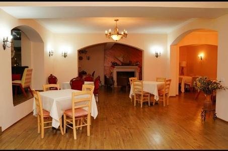 Vila Arber Hotel, Kavaje