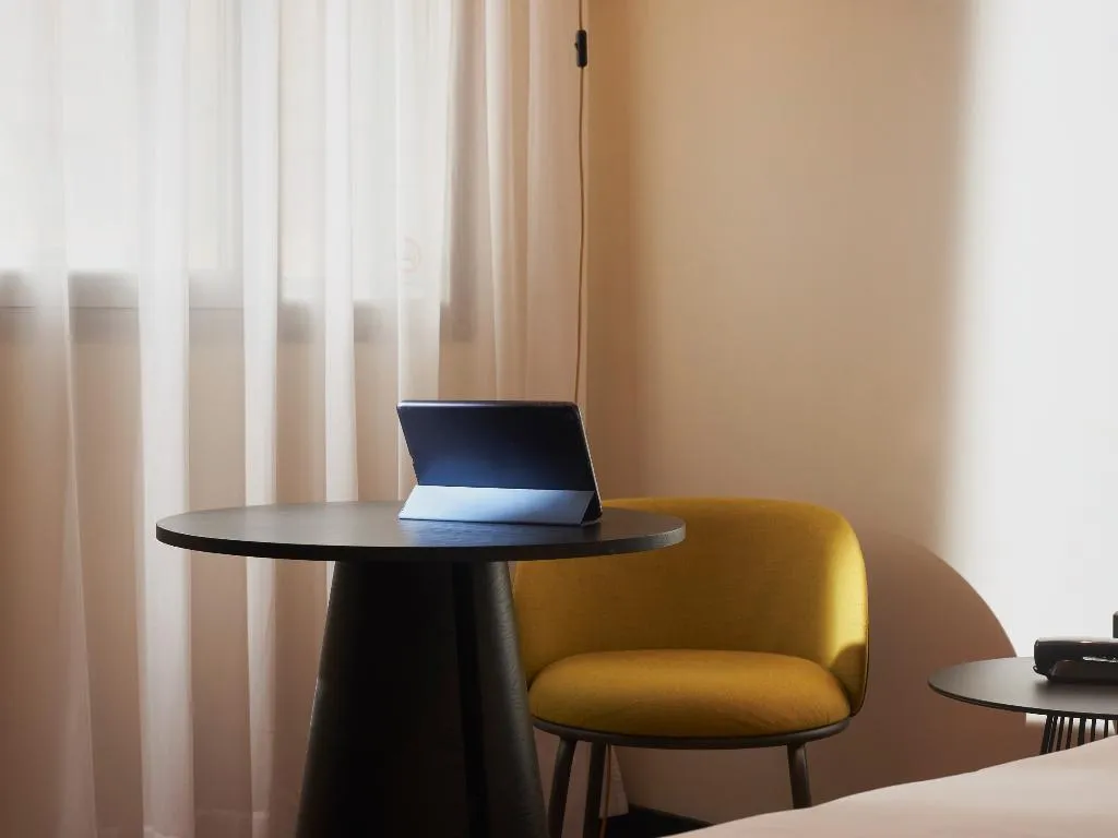 TWIN SUPERIOR Room, Ibis Madrid Aeropuerto Barajas, Madrid