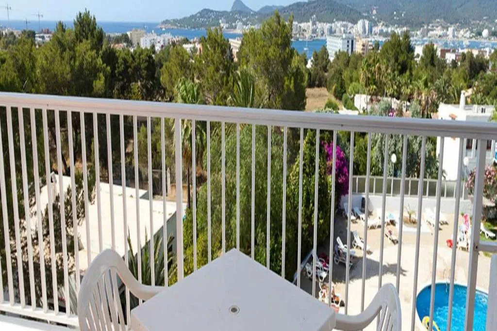 Room, Vibra Monterrey Aparthotel, Ibiza