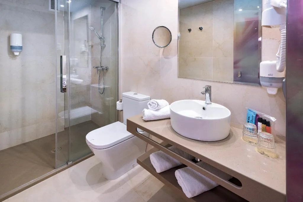 DOUBLE SINGLE USE STANDARD Room, Sumus Monteplaya, Costa Brava