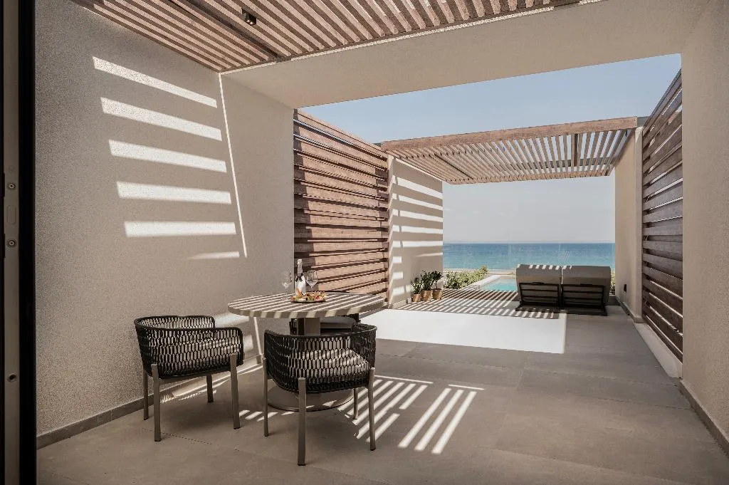 SUITE DELUXE WITH PRIVATE POOL Room, Mosay Kos All Suite Hotel, Kos