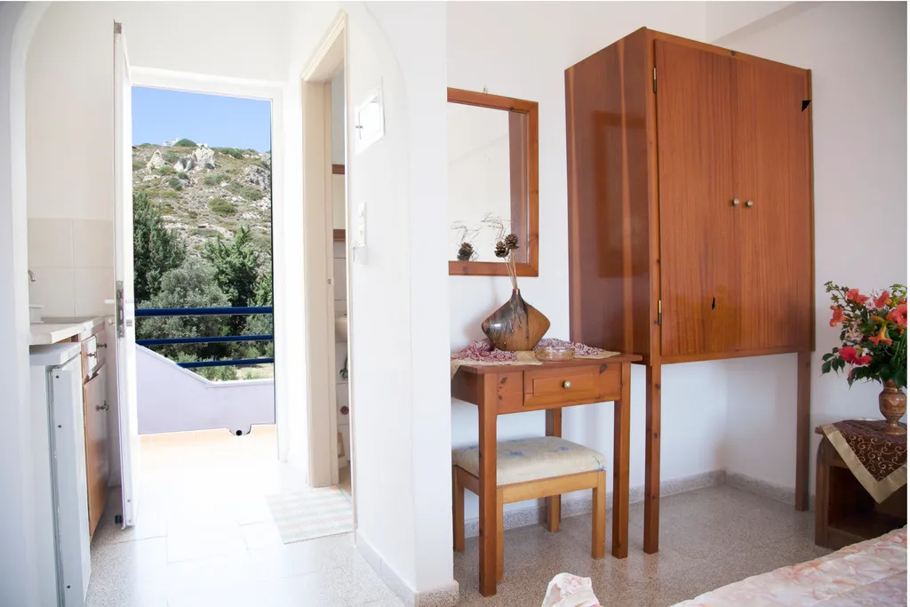 Room, Maritsa Studios, Kos