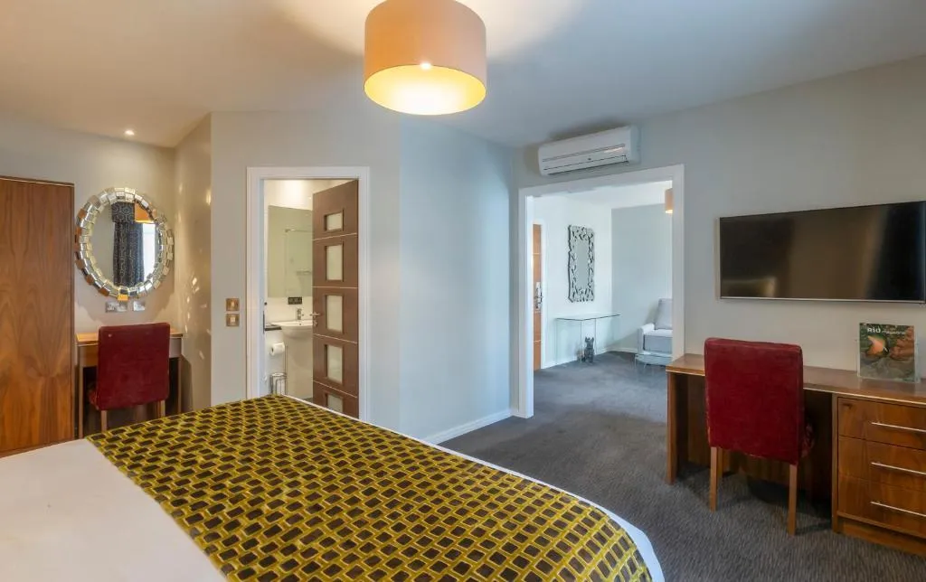 JUNIOR SUITE STANDARD Room, Hotel Riu Plaza The Gresham Dublin, Dublin