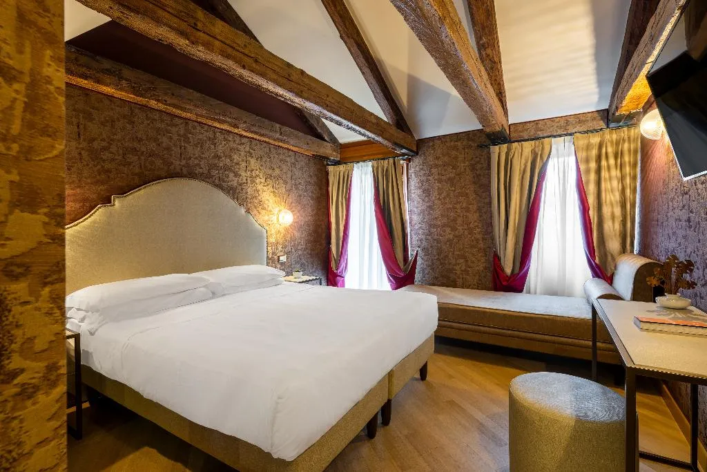 TRIPLE SUPERIOR Room, Paganelli, Venice