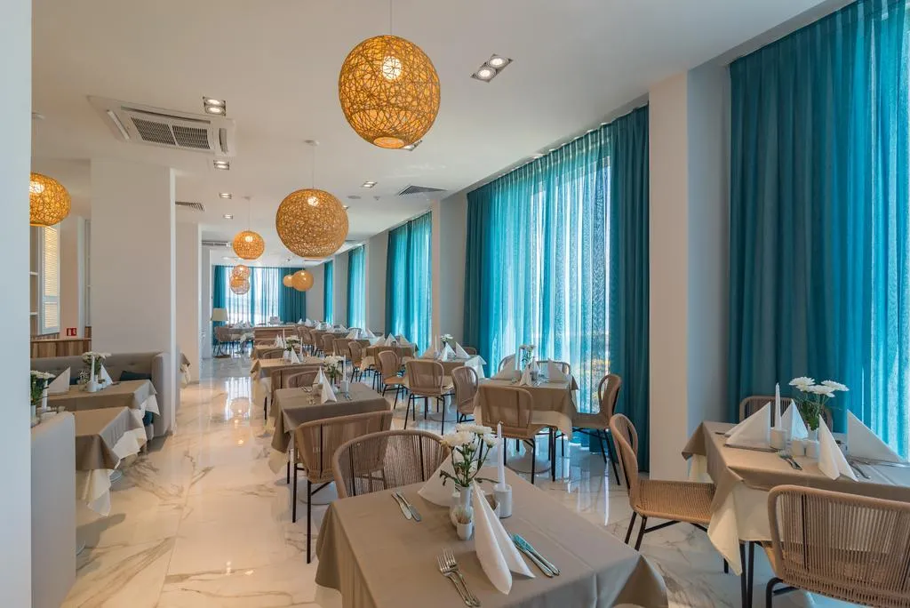 Restaurant, HVD Nympha Adults Only, Varna