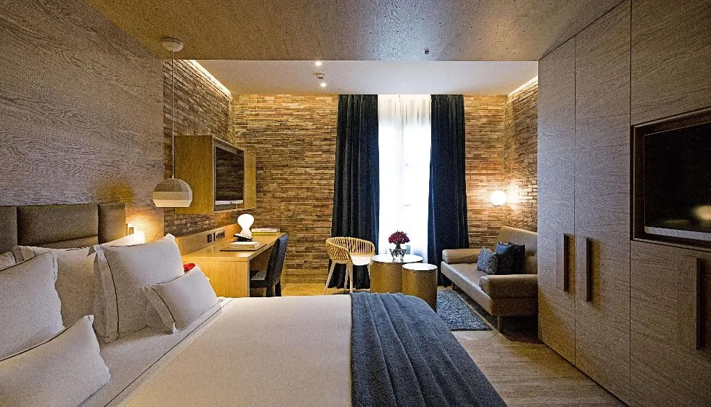 JUNIOR SUITE STANDARD Room, Monument Hotel, Barcelona