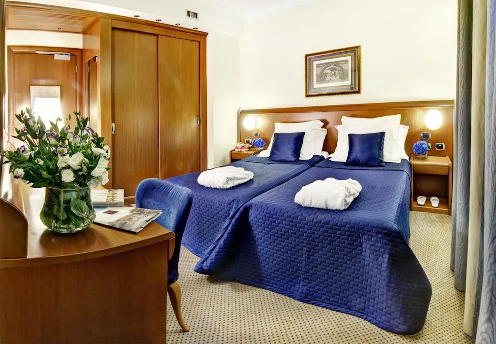 TWIN SUPERIOR Room, Ponte Sisto, Rome