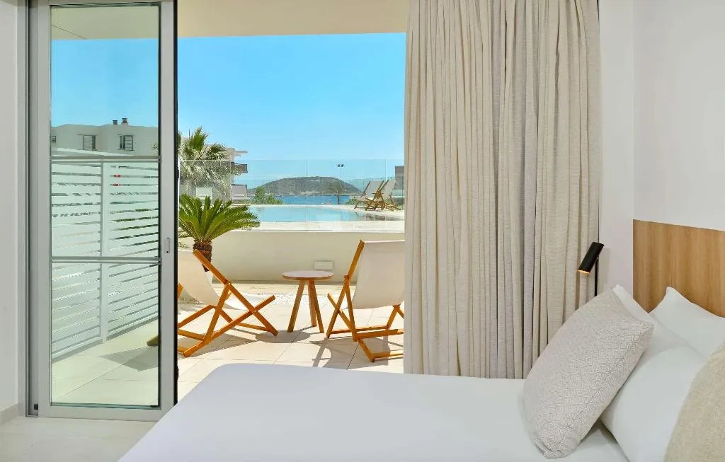 JUNIOR SUITE STANDARD Room, Innside by Melia Calvia Beach, Majorca