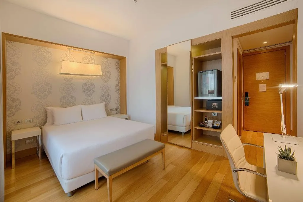 DOUBLE STANDARD Room, NH Collection Milano Touring, Milan