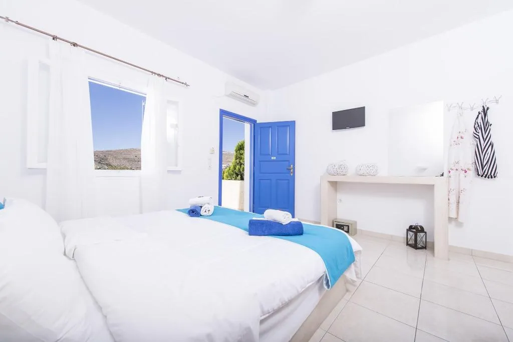 STUDIO GARDEN VIEW Room, Bella Santorini, Santorini