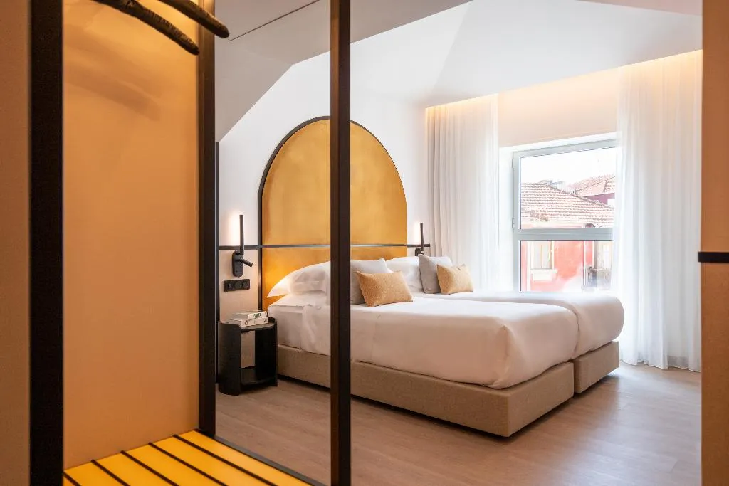 SINGLE PREMIUM Room, The Editory Garden Baixa Porto Hotel, Porto