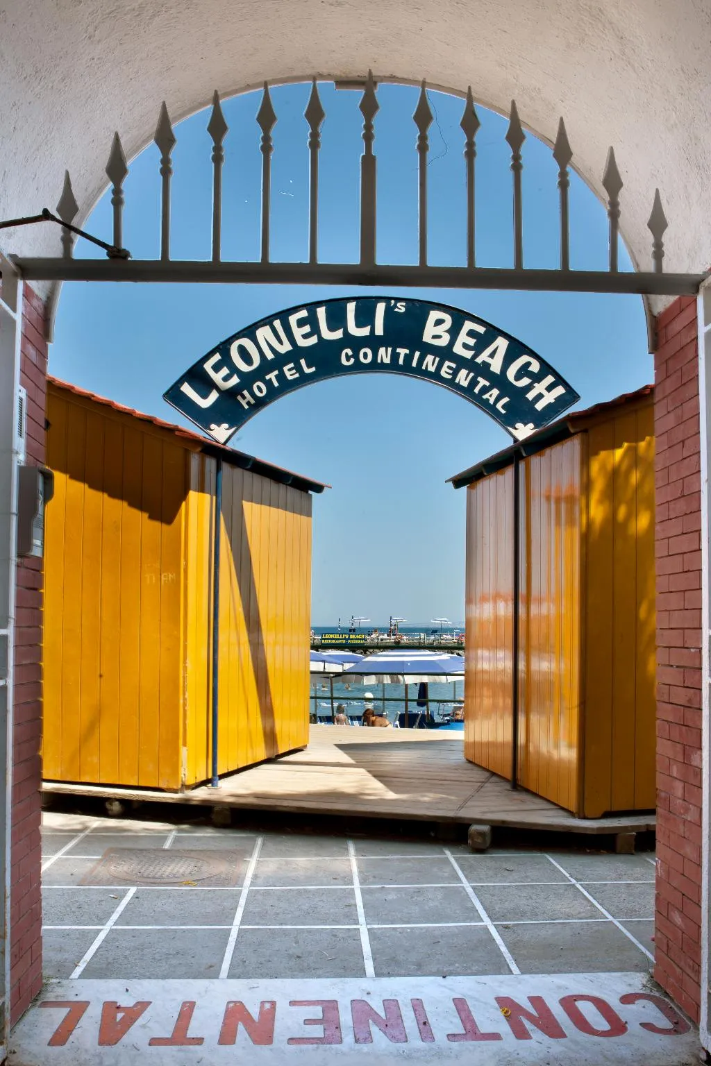 Beach, Continental, Naples