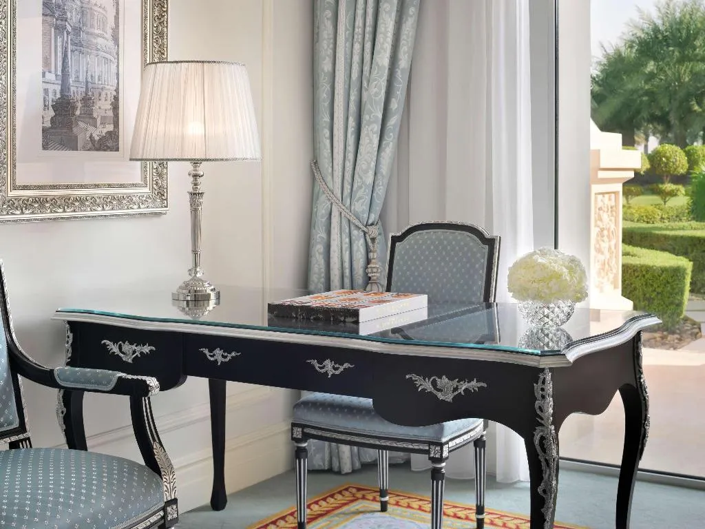 DOUBLE PREMIER Room, Raffles The Palm Dubai, Dubai