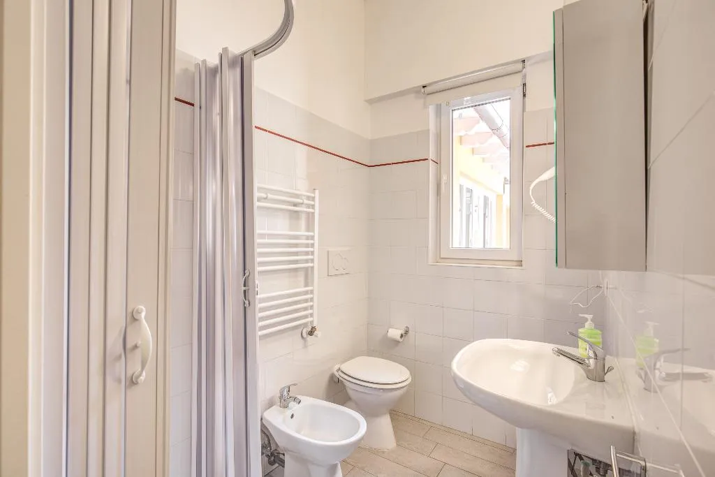 APARTMENT TWO BEDROOMS ONE BATHROOM Room, Relais La Torretta, Naples