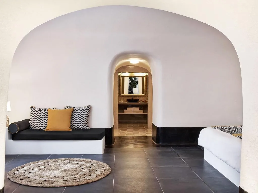 SUITE KING SIZE BED Room, San Antonio, Santorini