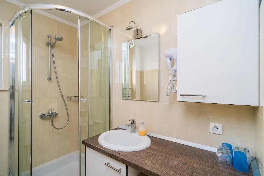 APARTMENT TWO BEDROOMS WITH TERRACE Room, Villa Samba, Dubrovnik