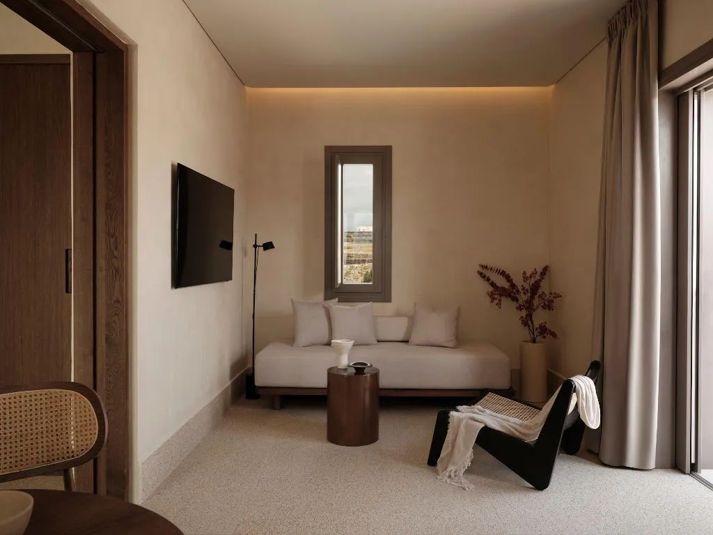 TRIPLE ONE BEDROOM Room, Enarma Suites & Spa Wellness Retreat, Santorini
